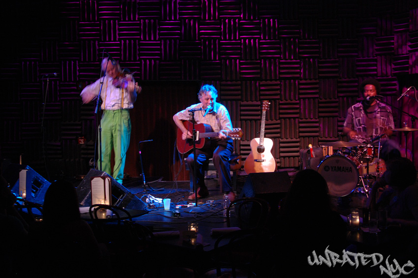 Mark Olson @ Joe’s Pub, NYC [9/24/10] [Photo by Sam Frank (c) 2010 UnRated NYC]