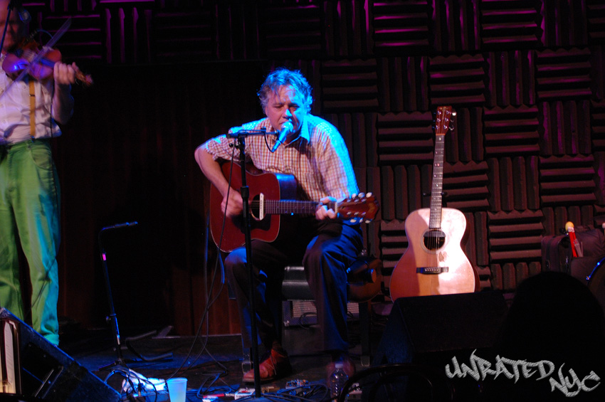 Mark Olson @ Joe’s Pub, NYC [9/24/10] [Photo by Sam Frank (c) 2010 UnRated NYC]