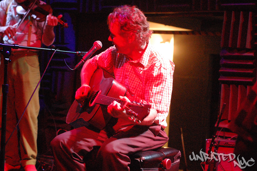 Mark Olson @ Joe’s Pub, NYC [9/24/10] [Photo by Sam Frank (c) 2010 UnRated NYC]