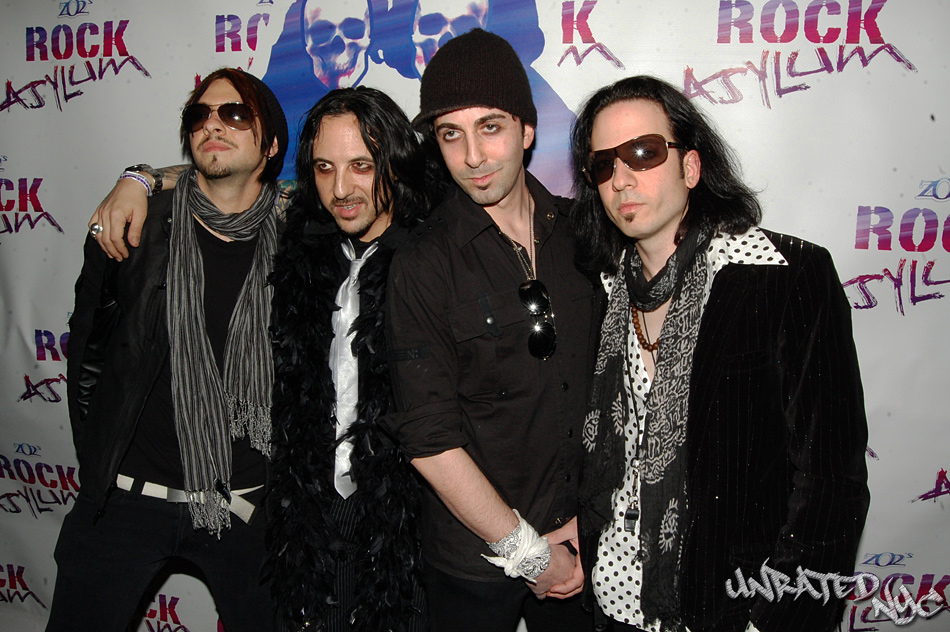 redcarpet_31_sweetcyan